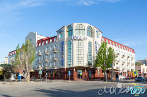 Hotel “Ukraine Palace” | Russia / Russian Federation (Crimea, Western Crimea, Yevpatoria)